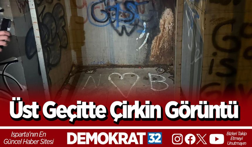 Üst Geçitte Çirkin Görüntü