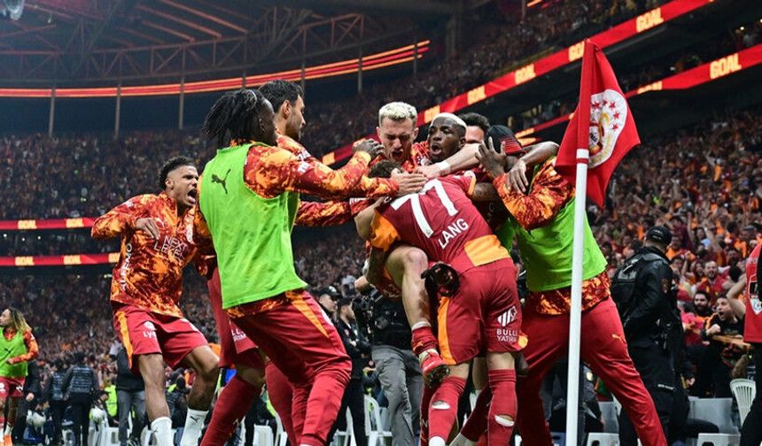 Süper Lig'de şampiyon Galatasaray