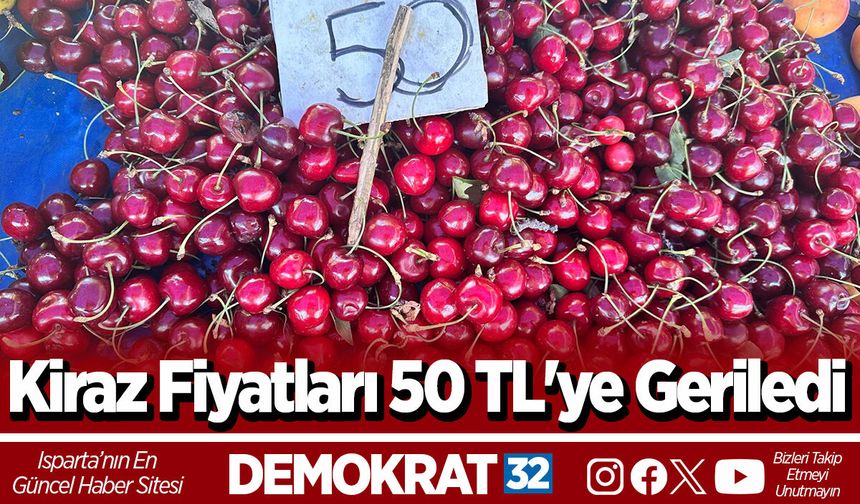 Salı Pazarında Kiraz Fiyatları 50 TL'ye Geriledi