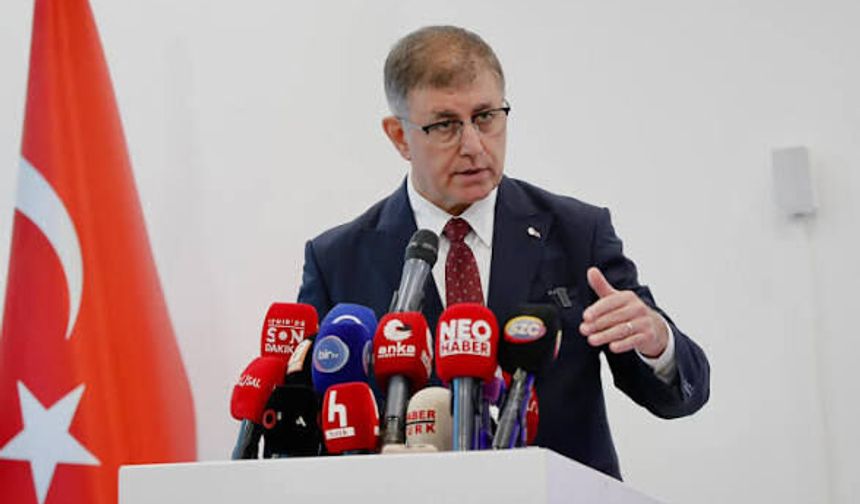 Cemil Tugay AK Parti'ye Geçti İlk İcraatını Yaptı