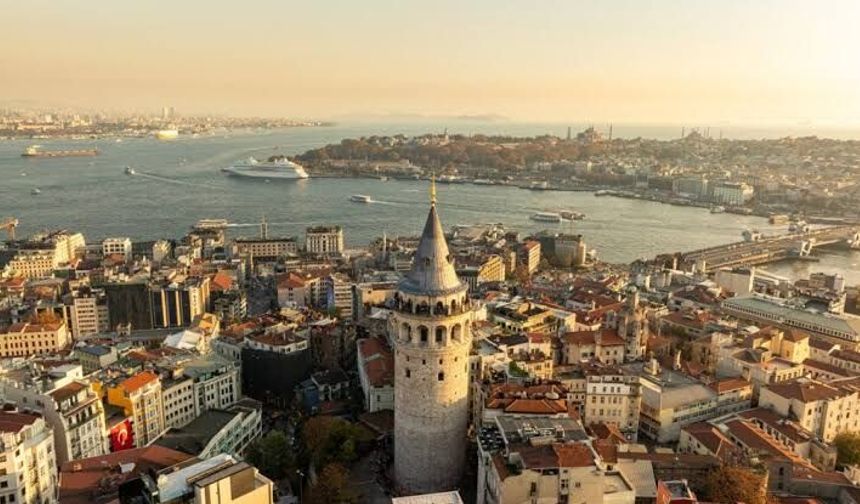 istanbulda hısedılen bır deprem daha oldu