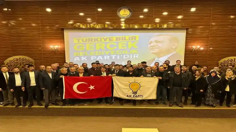 150 İYİ Partili AK Partiye Geçti