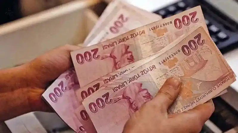 Emeklilere destek ödemesi yatırıldı! On binlerce kişiye 2 bin TL hesaplara geçti