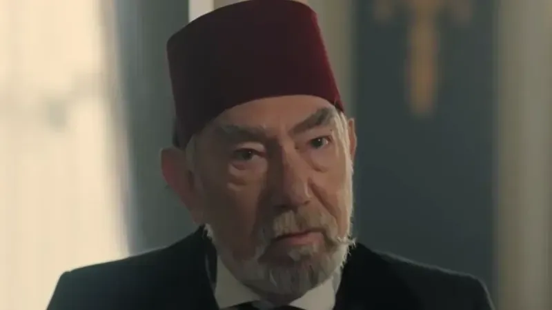 <p>Oyuncu ve seslendirme sanatçısı Salahsun Hekimoğlu (74) hayatını kaybetti.</p>
<p>Hekimoğlu’nun vefat haberini Oyuncular Sendikası sosyal medya platformu X’ten duyurdu:</p>