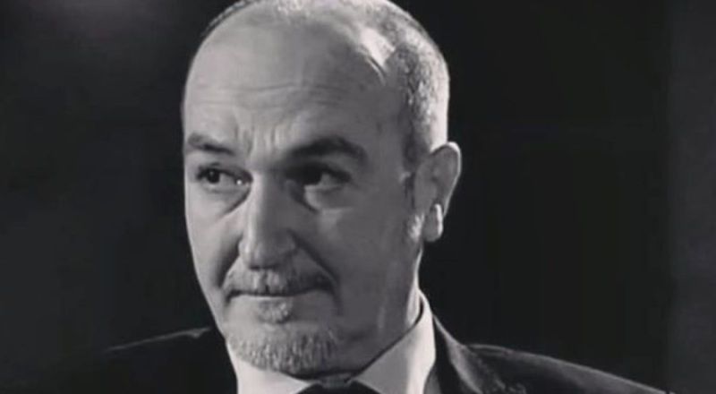 <p><span>Seslendirme ve dublaj deyince akla gelen ilk isimlerden olan Uğur Taşdemir hayatını kaybetti. Oyuncular Sendikası </span><a href="https://www.ntv.com.tr/vefat" target="_blank" rel="noopener tag">vefat</a><span> haberini; "Değerli üyemiz, Uğur Taşdemir’i kaybetmenin derin üzüntüsünü yaşıyoruz. Ailesine ve tüm sevenlerine sabır dileriz. Başımız sağolsun " sözleriyle duyurdu.</span></p>