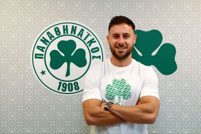 <p><span> Son dakika haberi: Futbol dünyasını sarsan bir  haber geldi. Yunanistan Milli Takımı ve Panathinaikos'un defans oyuncusu George Baldock evinde ölü bulundu.</span></p>
<p><span>Fatih Terim'in eski takımı Panathinaikos​'un yeni sezon transferi George Baldock'tan acı haber geldi. Yunan basınının aktardığı bilgiye göre, 31 yaşındaki futbolcu, evinin yüzme havuzunda ölü olarak bulundu.</span></p>