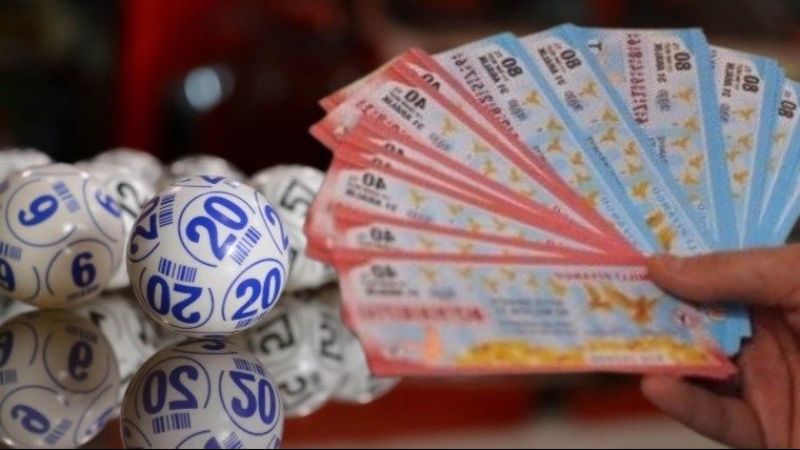 <h2>50 BİN TL KAZANDIRAN NUMARALAR</h2>
<p>0261321    0475450    0592917    0676425    0803772    0849890    0856549    0979500    1025664    1063144</p>
<p>1072017    1080653    1304393    1382286    1569432    1697191    1782583    1835575    2477788    2497101</p>
<p>2519527    2578693    2622373    2749102    2808790    2888631    2888645    2904368    2921356    3073804</p>
<p>3095915    3227334    3312024    3338790    3344244    3418785    3575496    3891904    4208289    4231950</p>
<p>4237544    4250692    4593250    4763508    4912502    5027639    5089830    5169913    5191583    5271415</p>
<p>5487791    5875806    5922634    5998095    6016671    6021155    6316678    6473336    6505940    6520664</p>
<p>6608880    6689391    6892221    6905302    7048078    7066432    7120299    7146802    7181330    7553970</p>
<p>7721580    7777942    7852539    7912834    7970202    7989864    8016211    8016622    8038559    8119355</p>
<p>8359086    8428546    8479873    8526209    8542181    8616169    8760159    8763147    8948348    8983812</p>
<p>9474653    9563260    9615807    9676207    9716902    9735225    9770843    9784864    9845475    9954829</p>