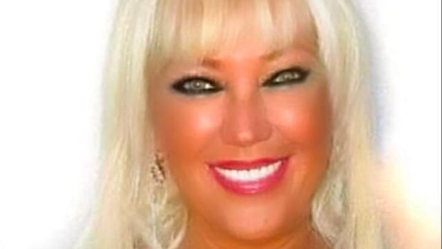 <h1 class="text-3xl font-black mb-4">Sevtap Parman, Alzheimer’a yakalandı</h1>
<h2 class="text-base mb-4 text-red-600 dark:text-inherit">1980'li yılların ünlü oyuncusu Sevtap Parman'dan üzücü haber... Parman, annesini kaybetmenin üzüntüsüyle girdiği ruhsal çöküntünün etkisiyle Alzheimer'a yakalandı.</h2>