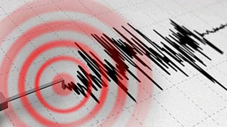 <p><span>Myanmar'da meydana gelen 7.7'lik depremin ardından şimdi de Japonya'nın güneyindeki Kagoşima eyaleti açıklarında 6 büyüklüğünde deprem oldu.</span></p>