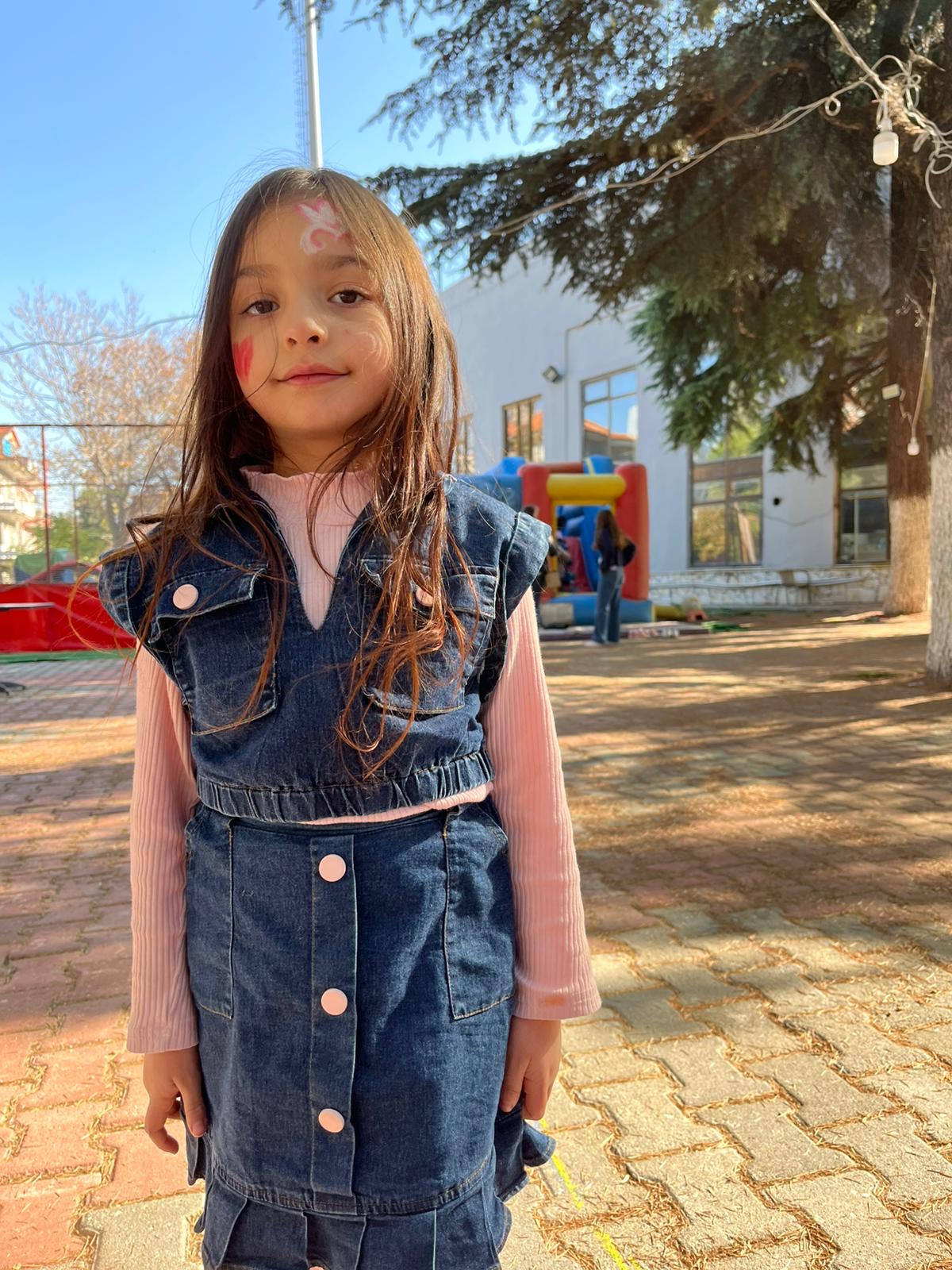 03B887F9 B2Ea 4E94 8407 4Dc5Bde76B81