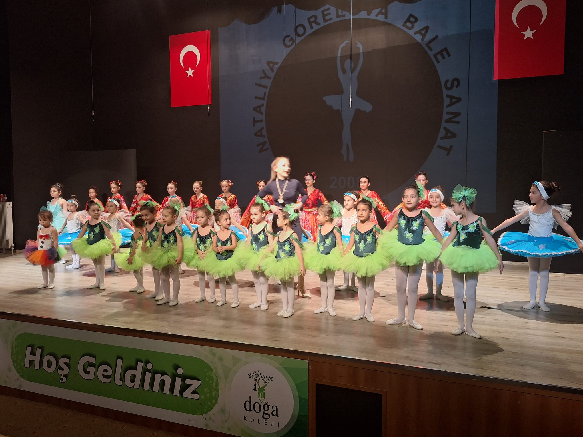 238A5B59 39E5 4Fb5 B89B 03Fc1148305F