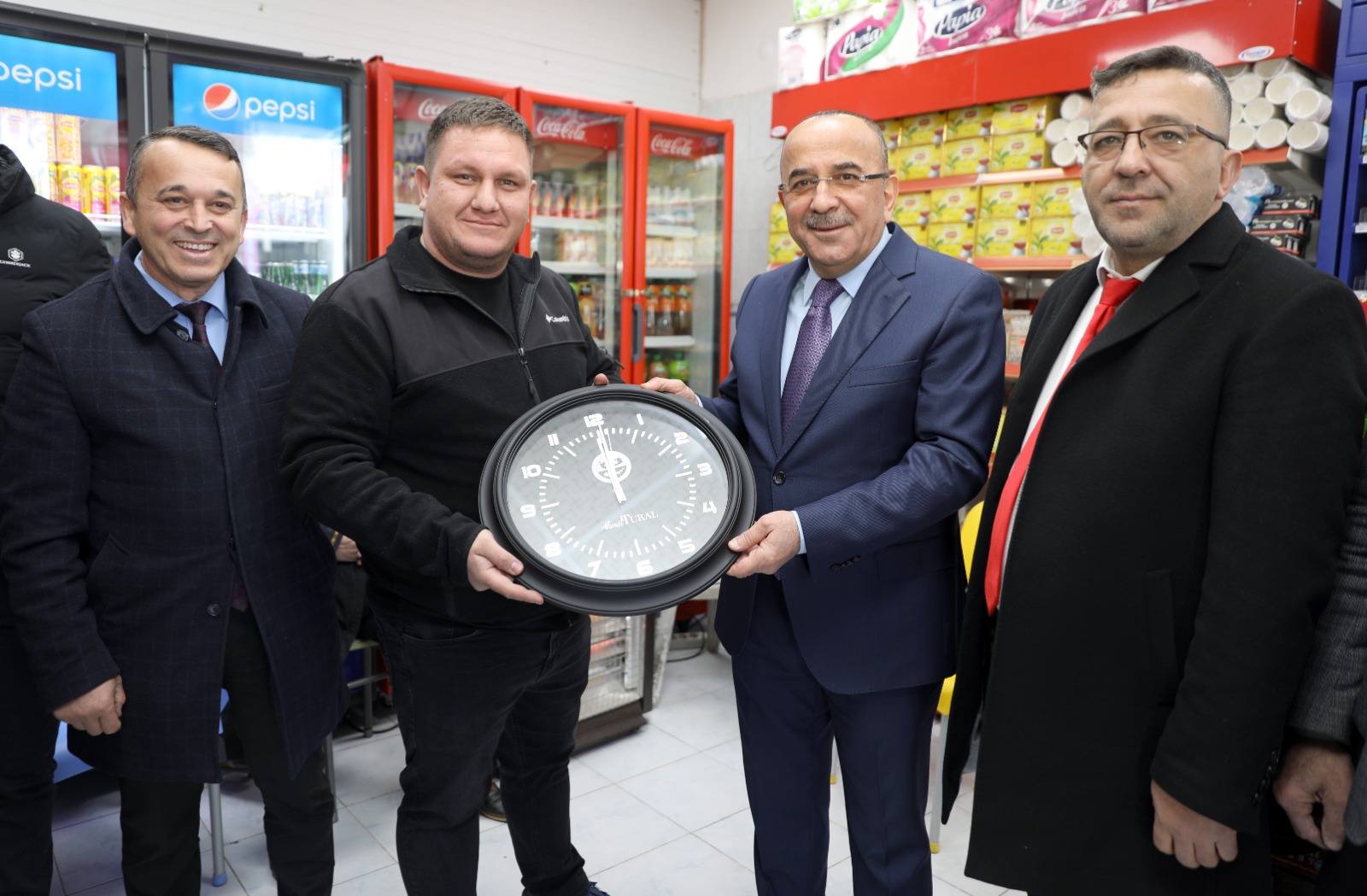 32 Buçuk Market, İkinci (5)