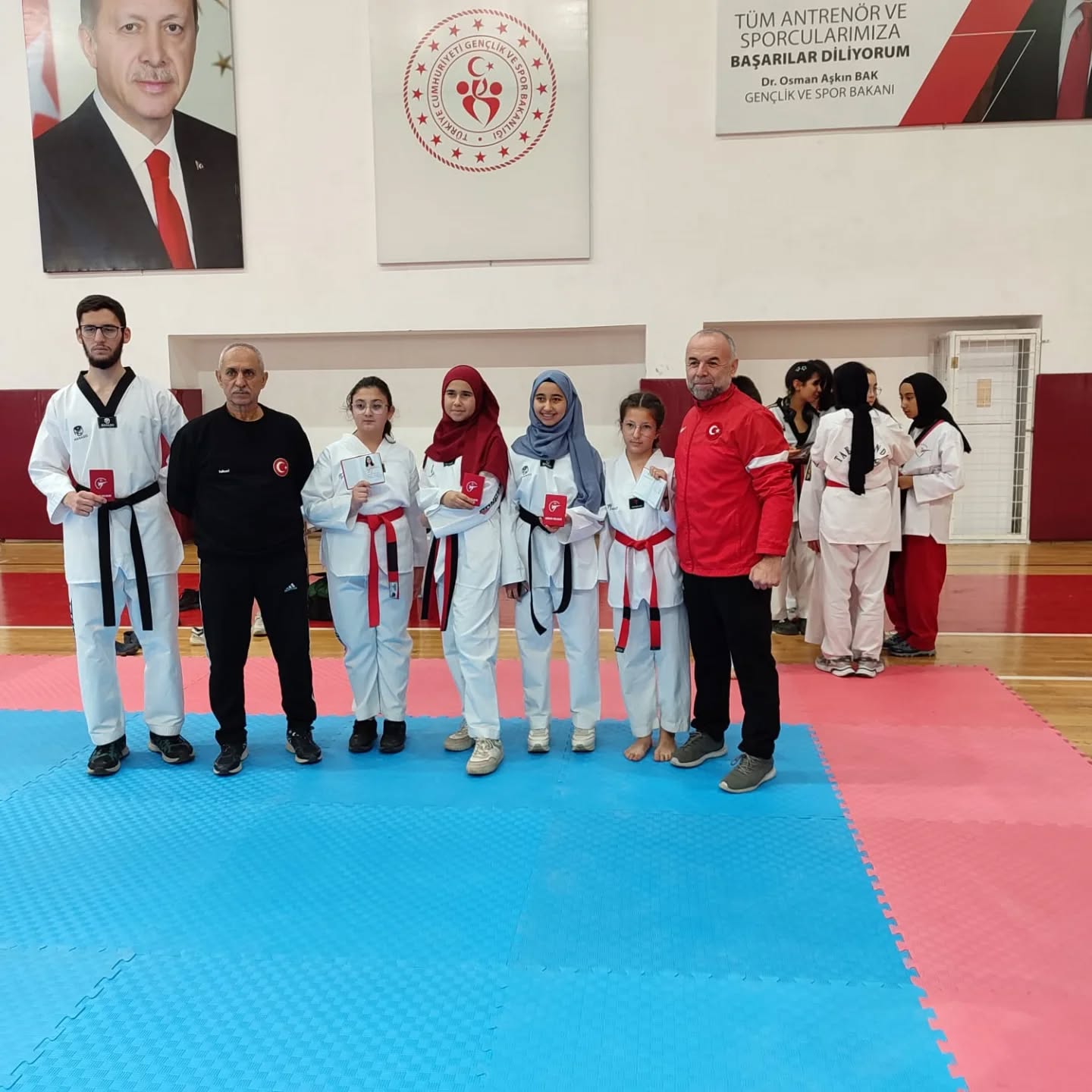 603634309 18388529161195553 449374287582441347 N