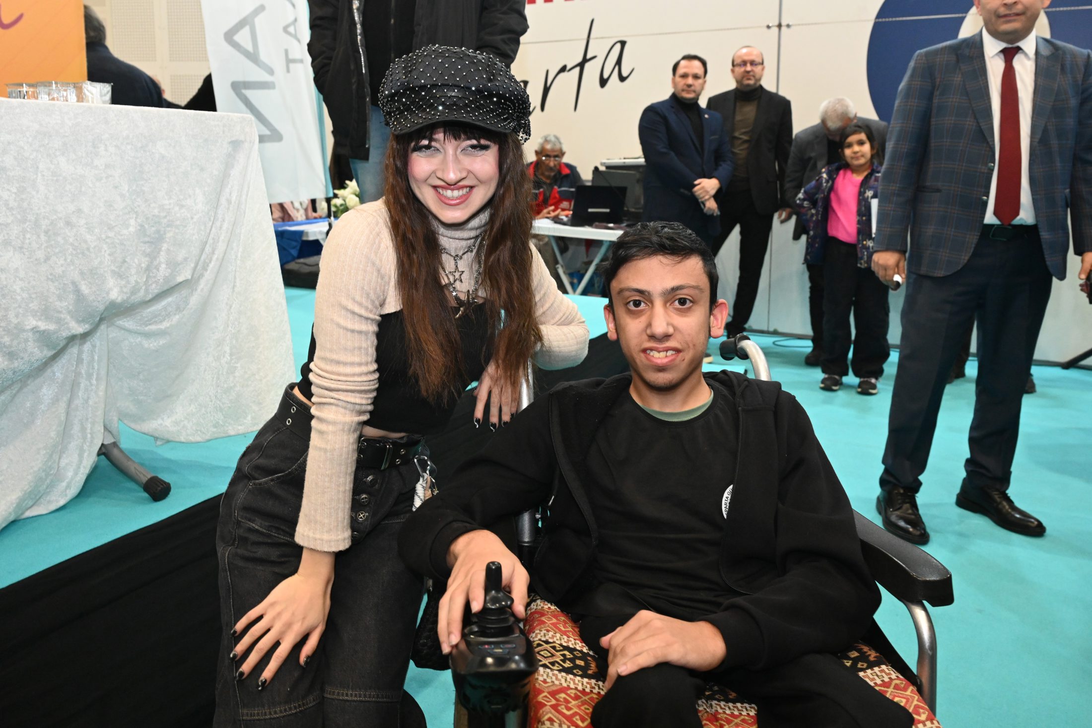 8. Isparta Kitap Fuarı’nda Melis Fis Rüzgârı (2)