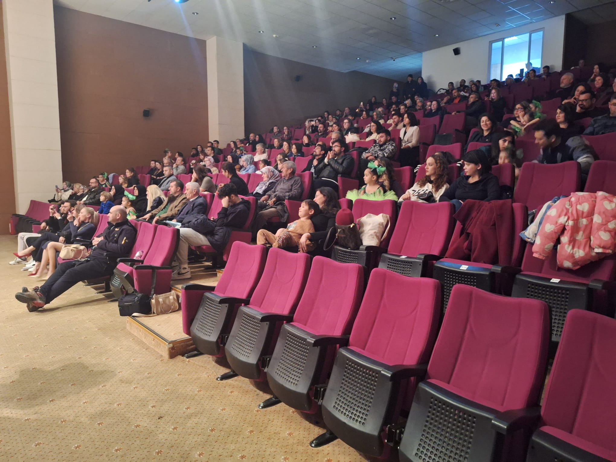 8Ea494Cf 4Ba6 46E8 9990 C46Bad4C67Ec