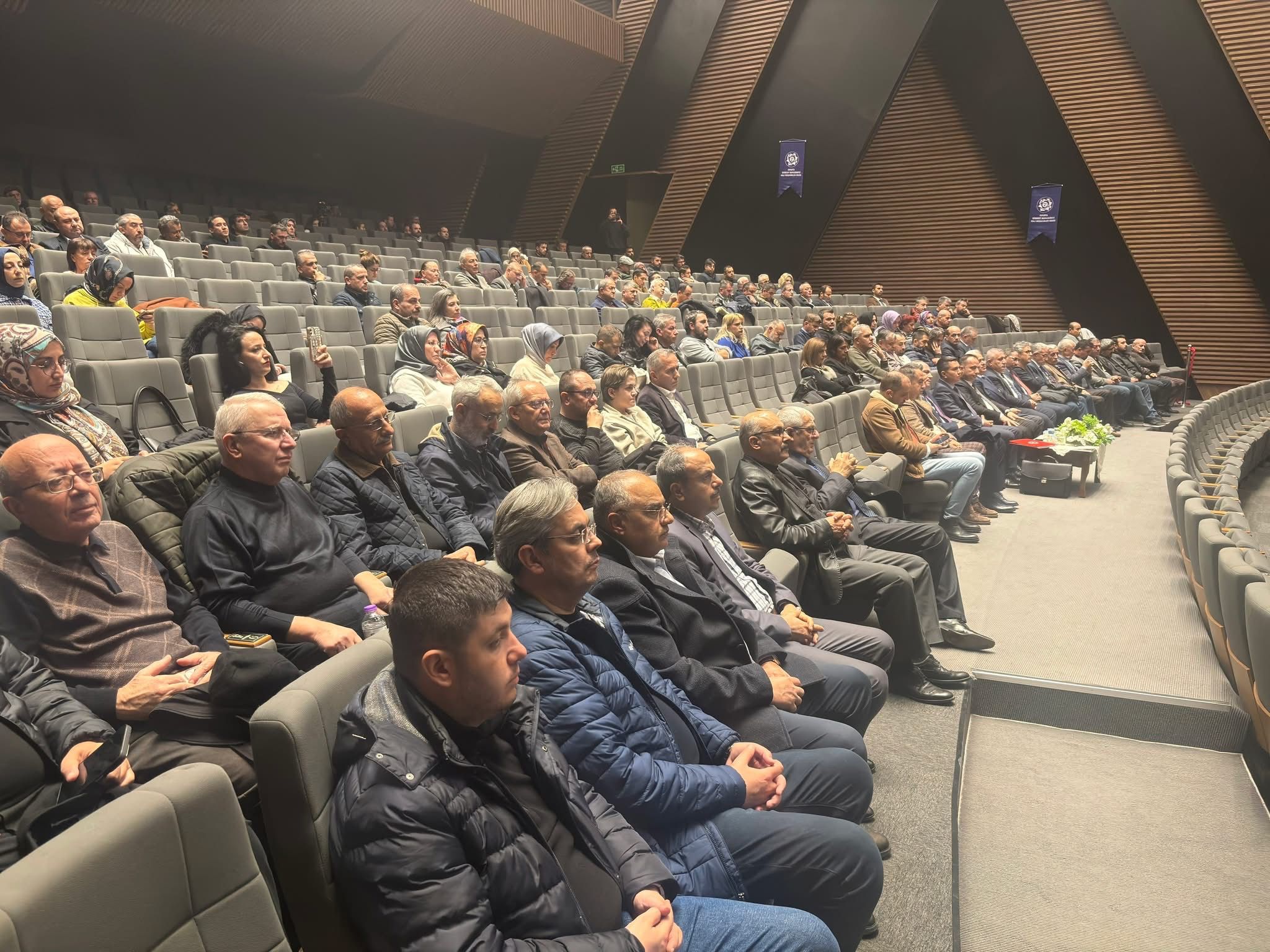 Whatsapp Image 2025 12 14 At 10.00.47