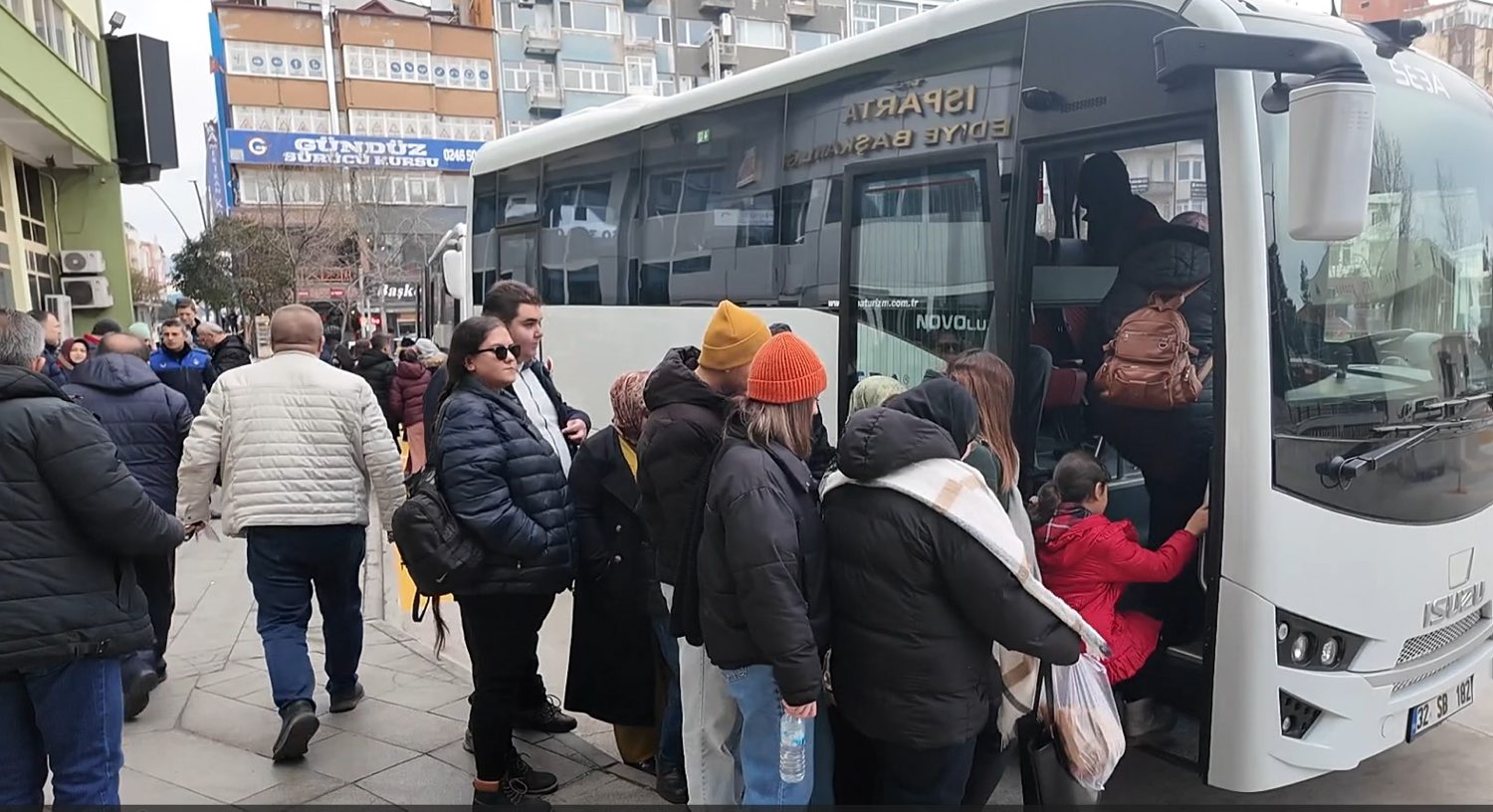 Davraz’a Ücretsi̇z Seferler Yoğun İlgi̇ Gördü (2)