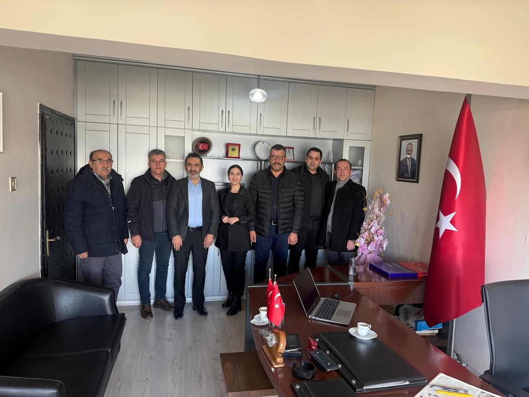 Kurucu Zi̇yaretleri̇ne Devam Edi̇yor (2)