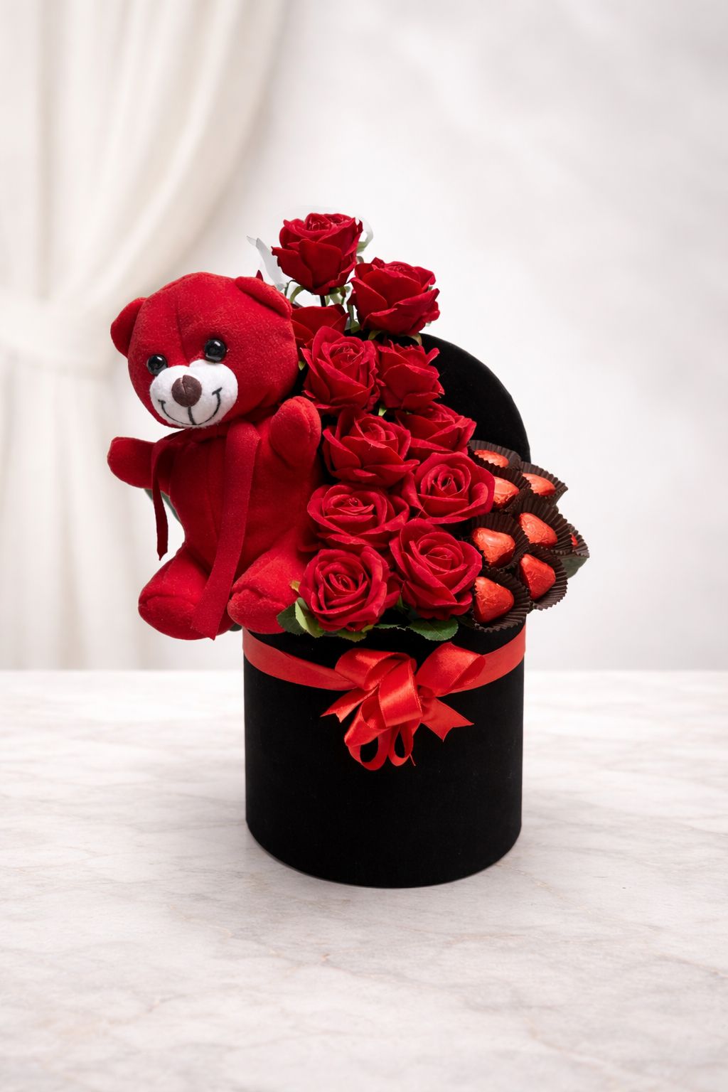 14 Şubat’a Özel Tasarimlar Nergi̇s Çi̇çekçi̇li̇k’te11 (5)