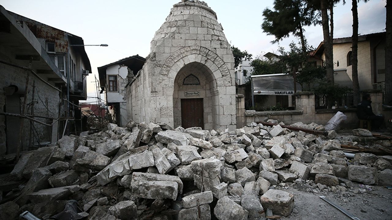 Asrın Felaketinden (7)