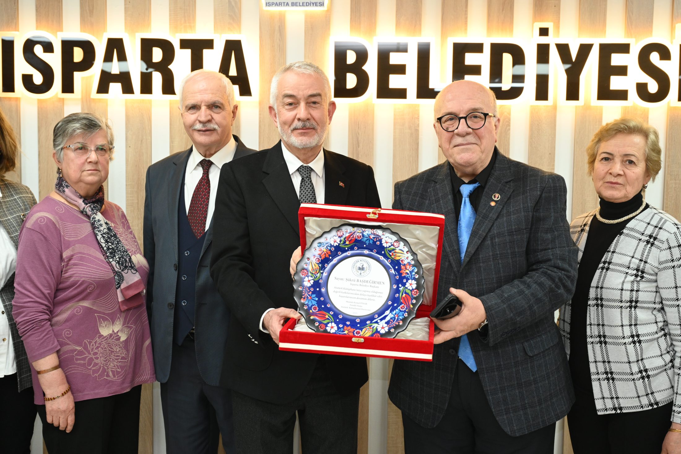 Atatürk Kütüphanesi’nden Başkan Başdeğirmen’e Teşekkür (2)