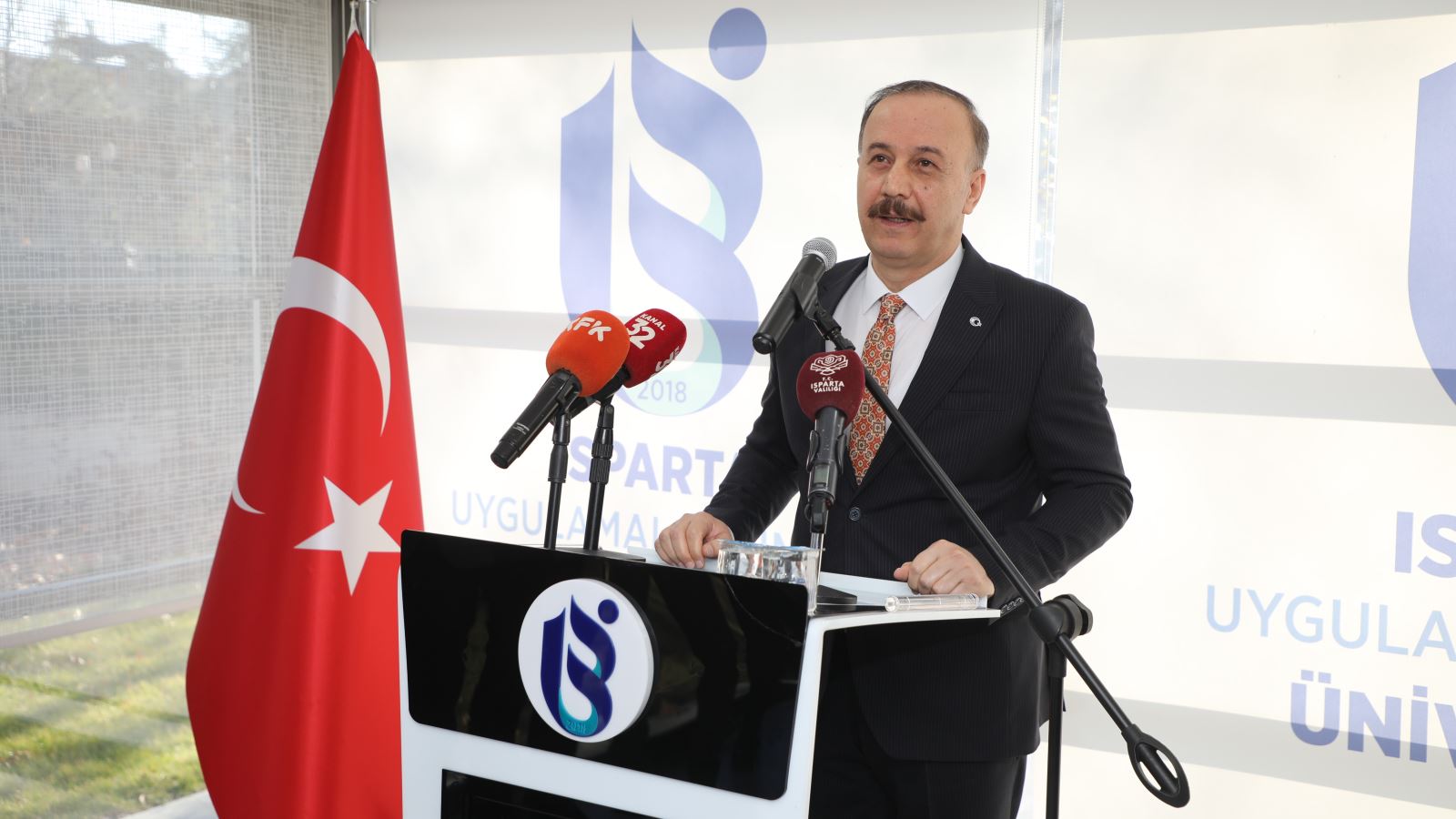 Eği̇rdi̇r Gölü İkli̇m Deği̇şi̇kli̇ği̇ne Di̇renç Kazaniyor (1)