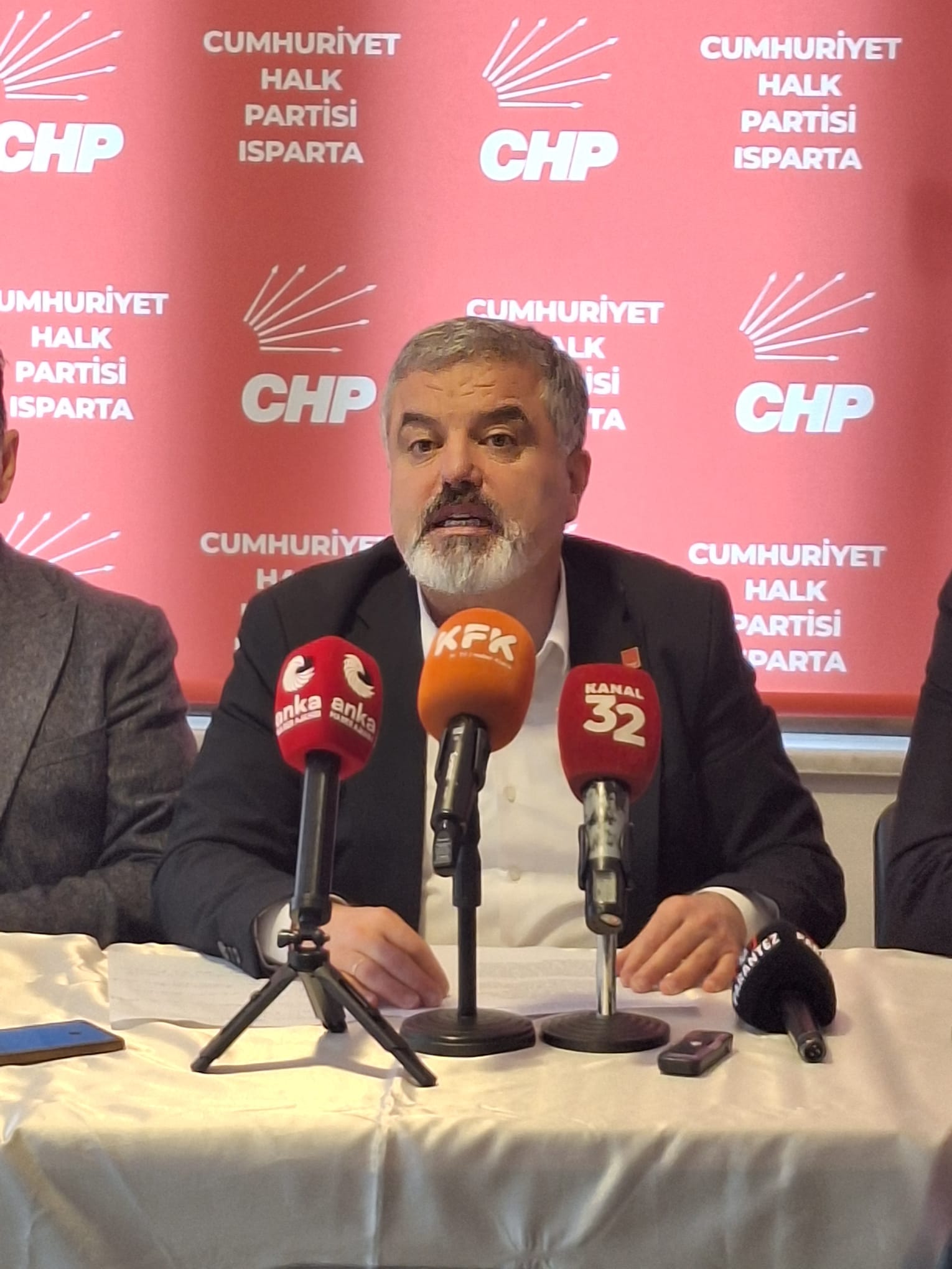 Kervan Ters Dönünce Uyuz Eşek Başa Geçermi̇ş (3)