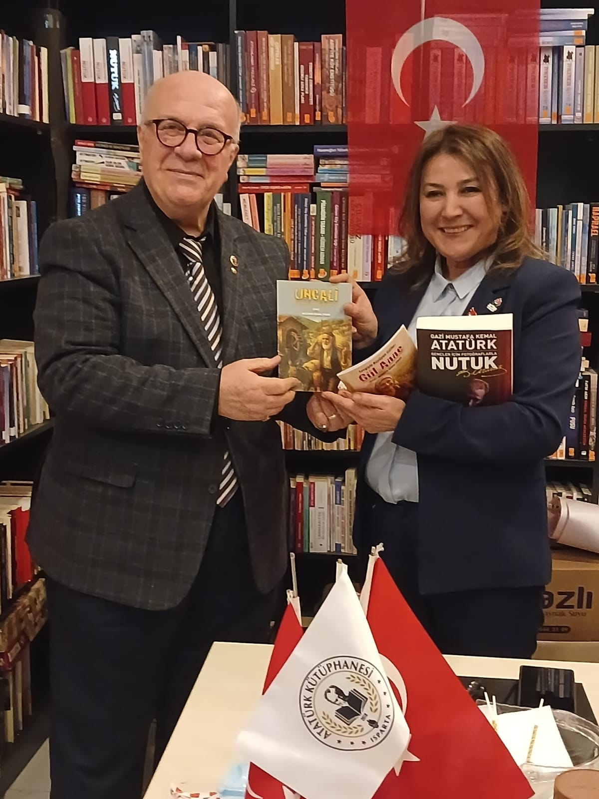 Suzan Küçüksaraç, Atatürk (2)