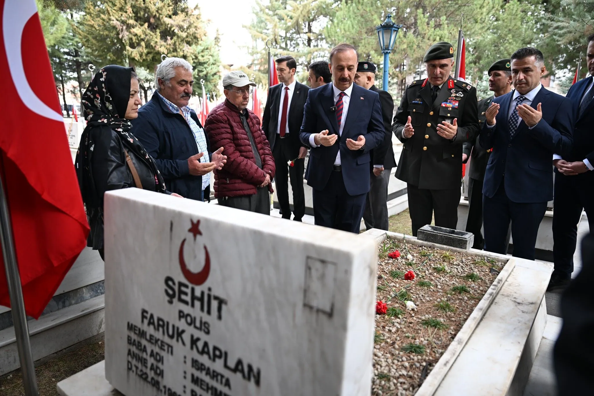 653707634 1475940700651493 3166756687192627228 N