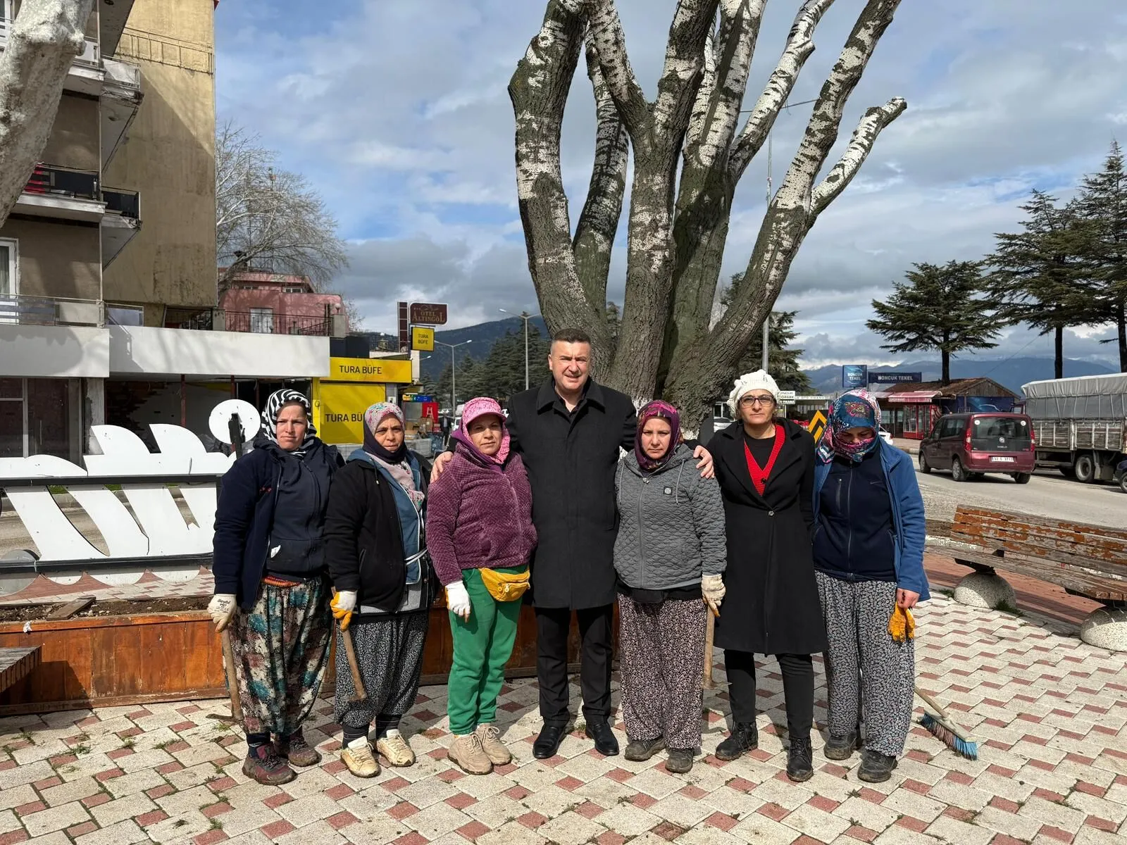 Başkan Özer Çalışmaları Yerinde İnceledi (2)