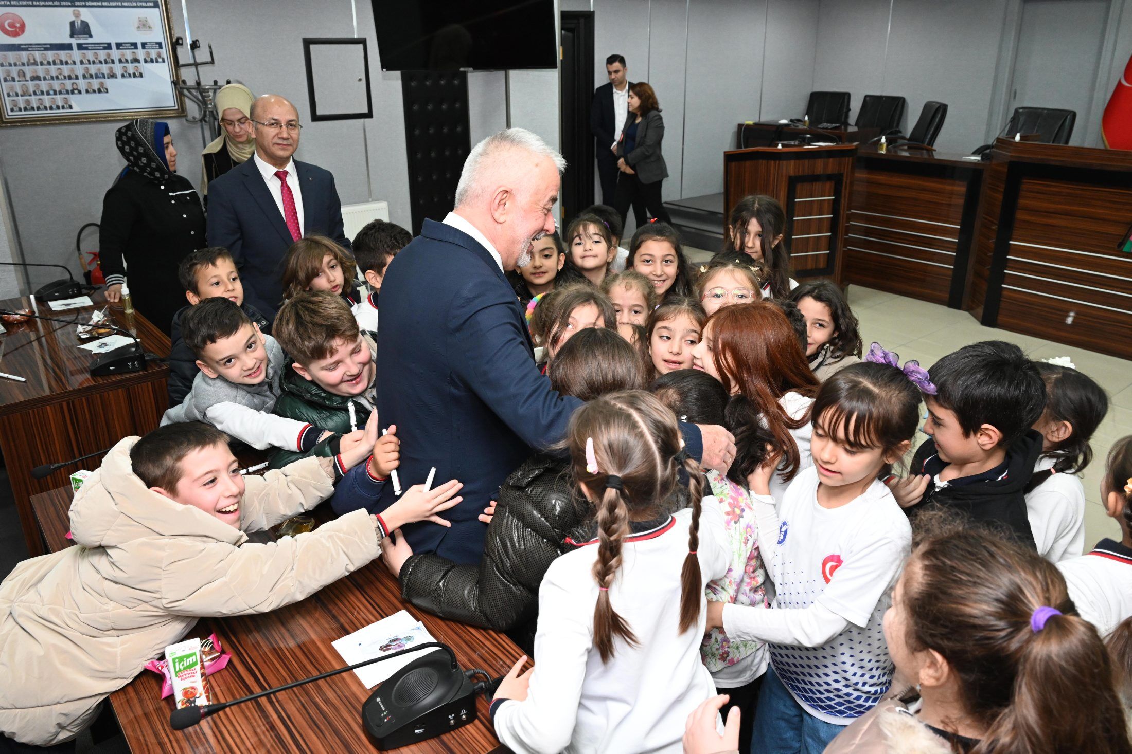 “Gelecekte Ülkemiz Sizlere Emanet Olacak” (3)