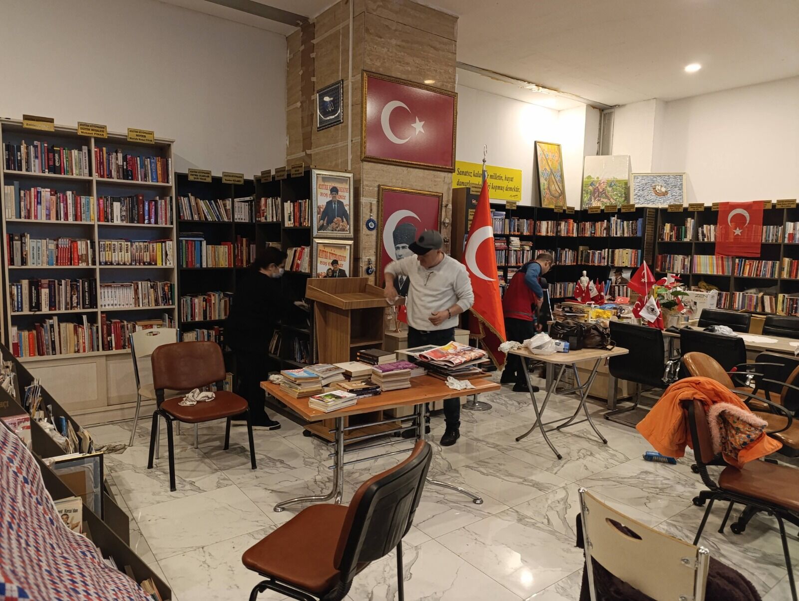 Gönüllüleri̇n Desteği̇yle Yeni̇den Hi̇zmete Açildi (3)