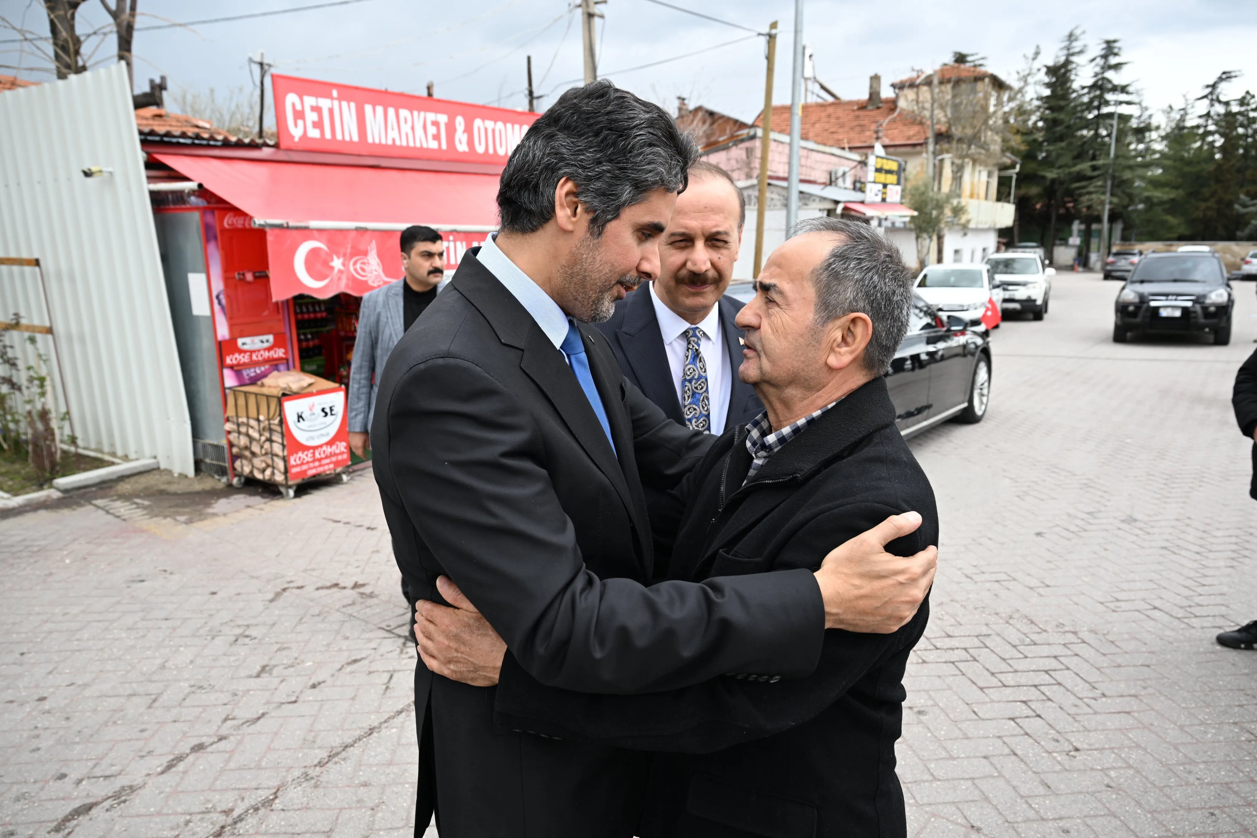 Katar Büyükelçisi Al Hanzab, (2)