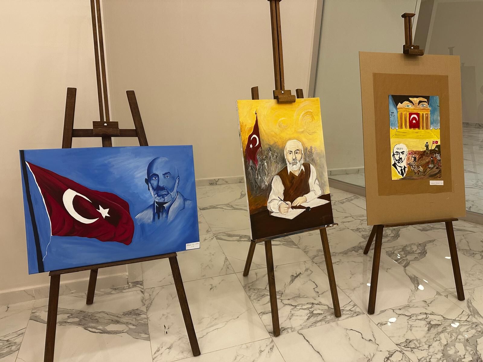 Lise Öğrencilerinden 12 Mart Temalı Resim Sergisi (3)