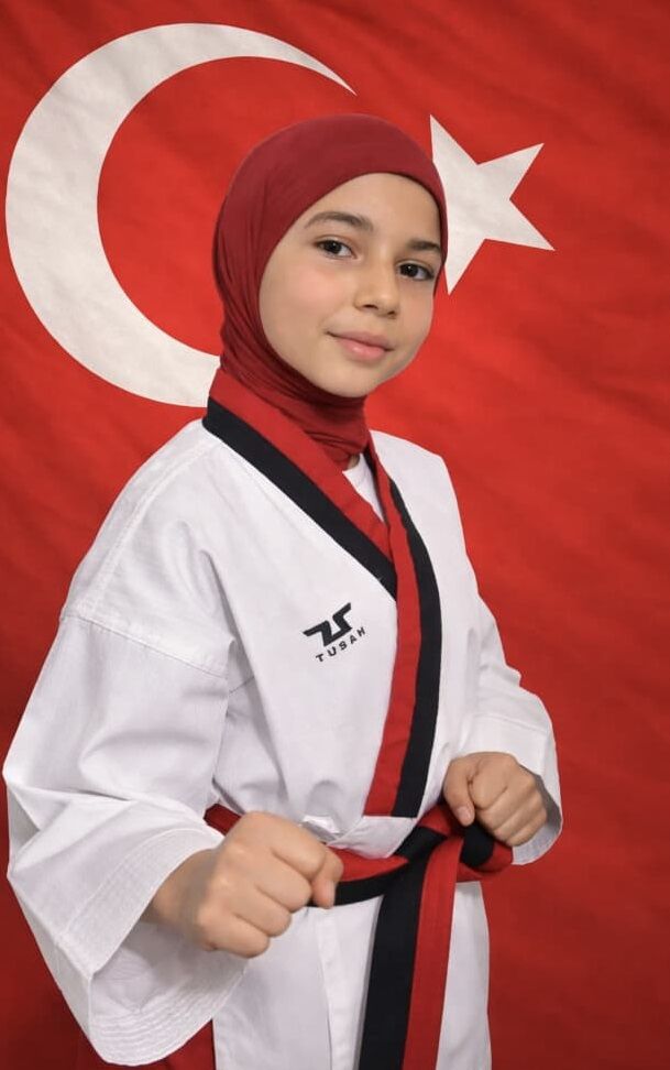 Nazike Nur Yazıcı Ve Kübra Dağlı’nın İzinde (1)