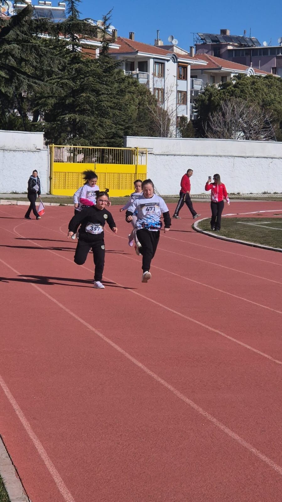 Rüzgarın Kızı Elif Akpınar (1)