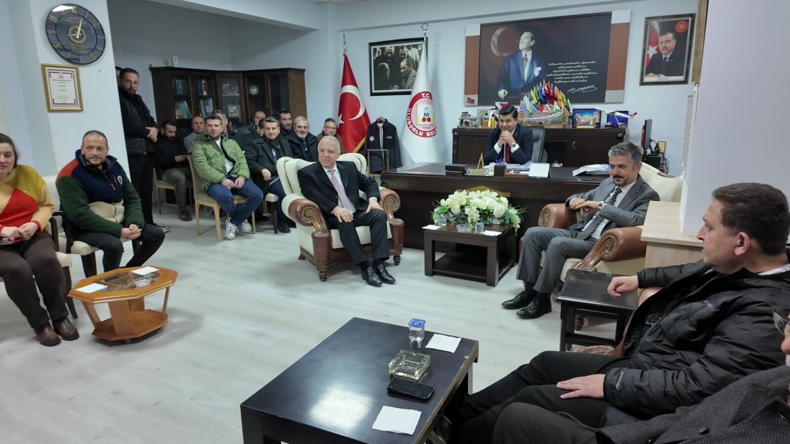 Uluborlulu İş İnsanlari Ramazan Sofrasinda Bi̇r Araya Geldi̇ (5)