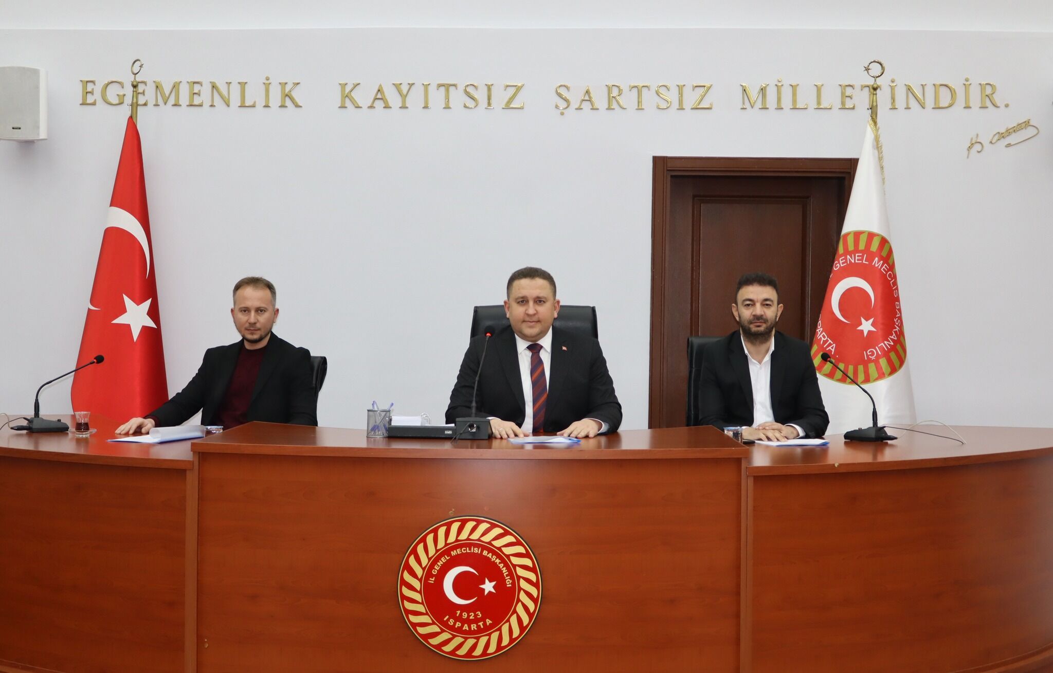 612459354 1322878446544552 1224889444957386047 N