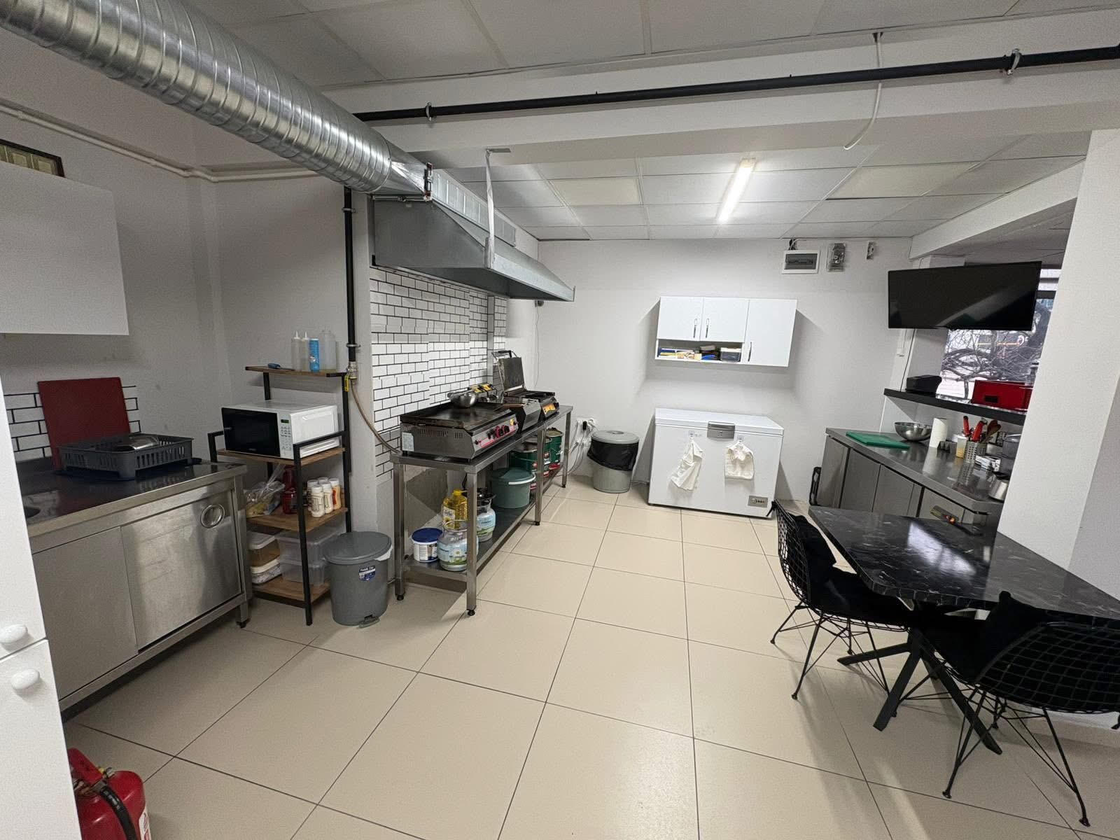 A7Cdbcba 4Fa6 4Be6 8F58 Ec41Bd1B93B6