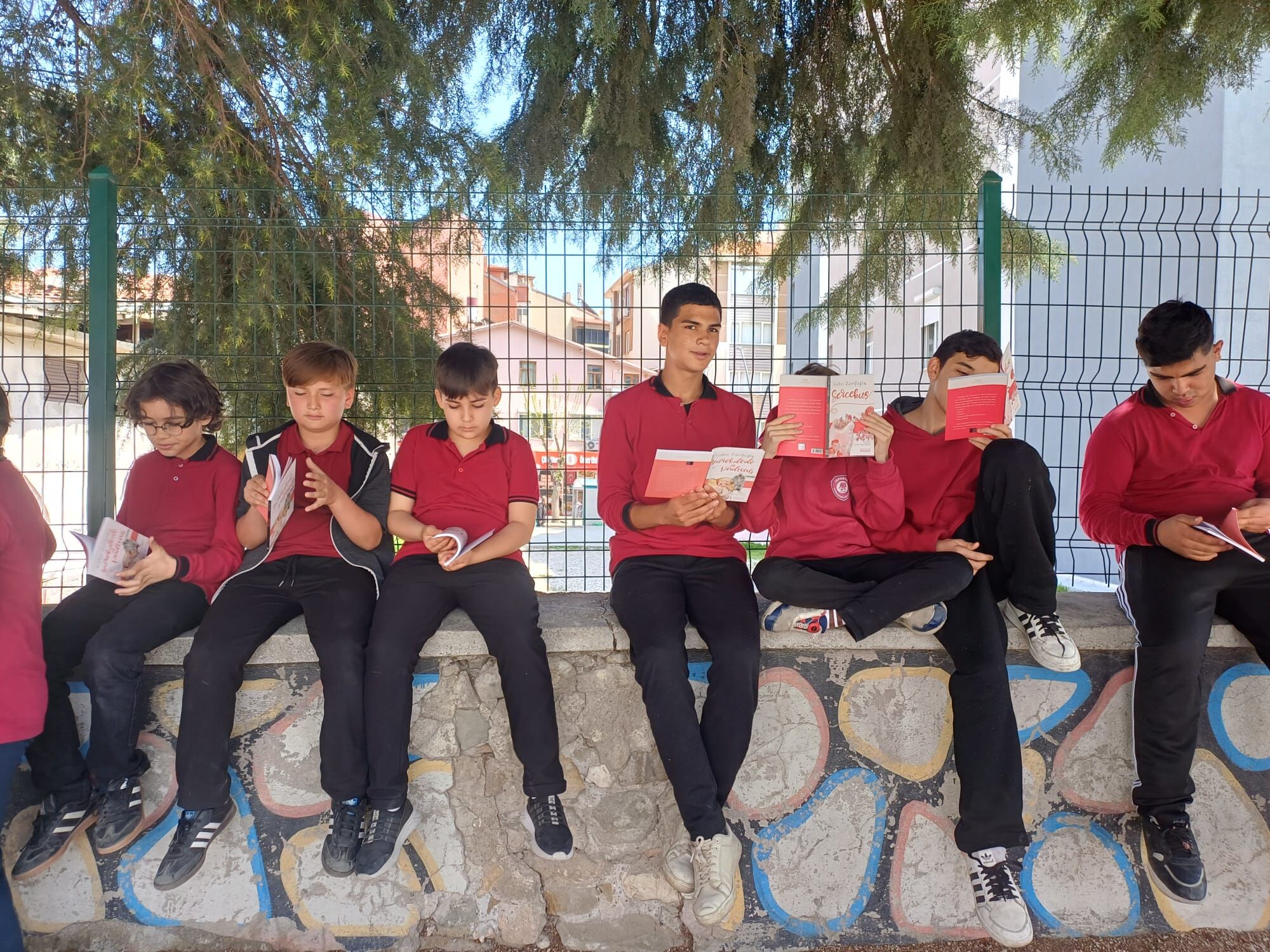 Cumhuri̇yet Ortaokulu’nda Dünya Ki̇tap Günü Coşkusu (3)