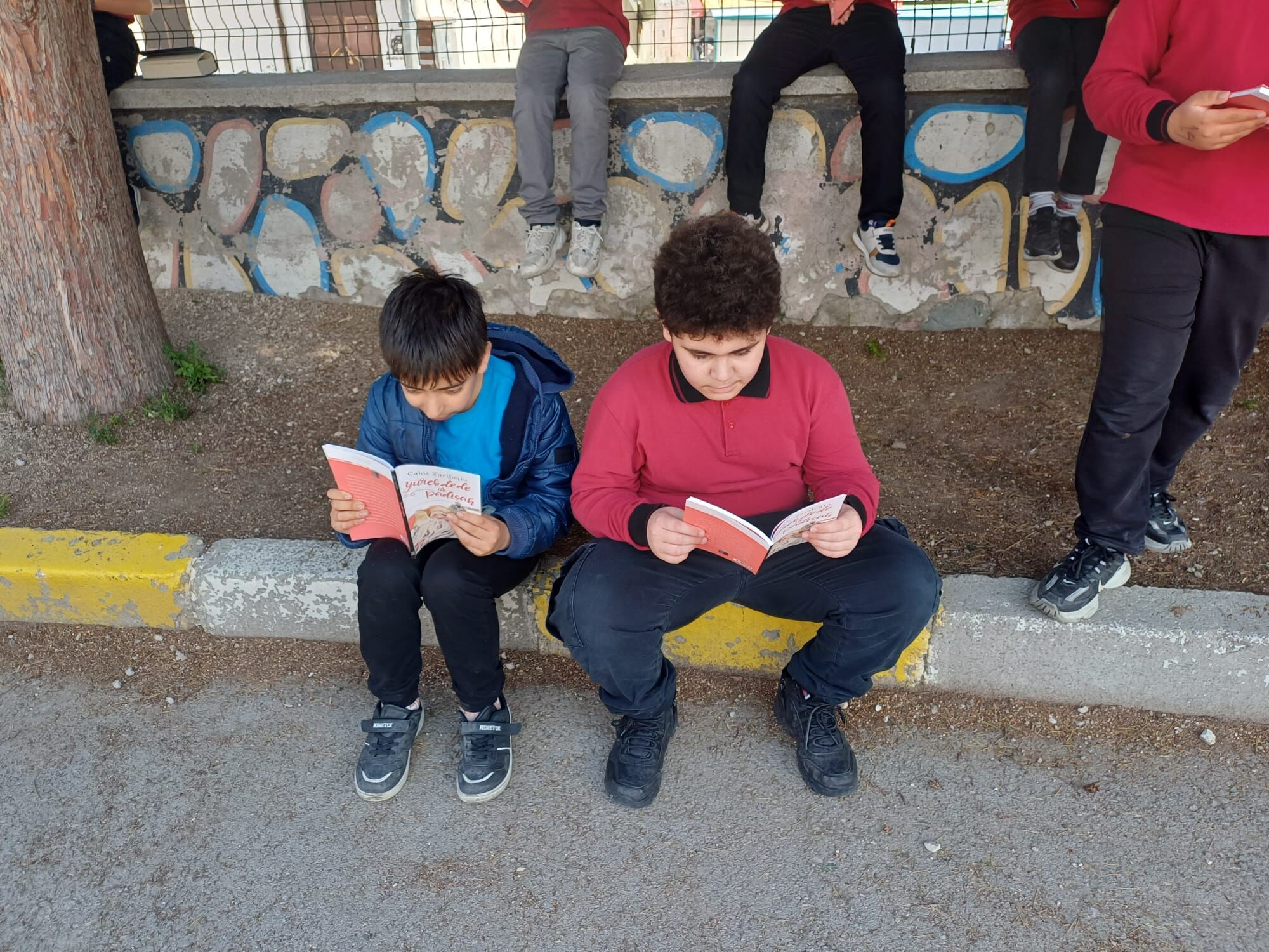 Cumhuri̇yet Ortaokulu’nda Dünya Ki̇tap Günü Coşkusu (6)