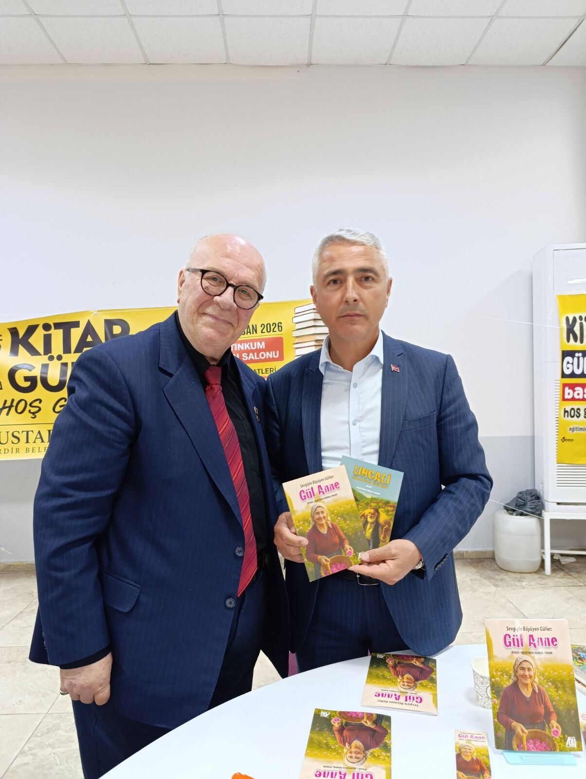 Eği̇rdi̇r’de Ki̇tap Günleri̇ Devam Edi̇yor (2)