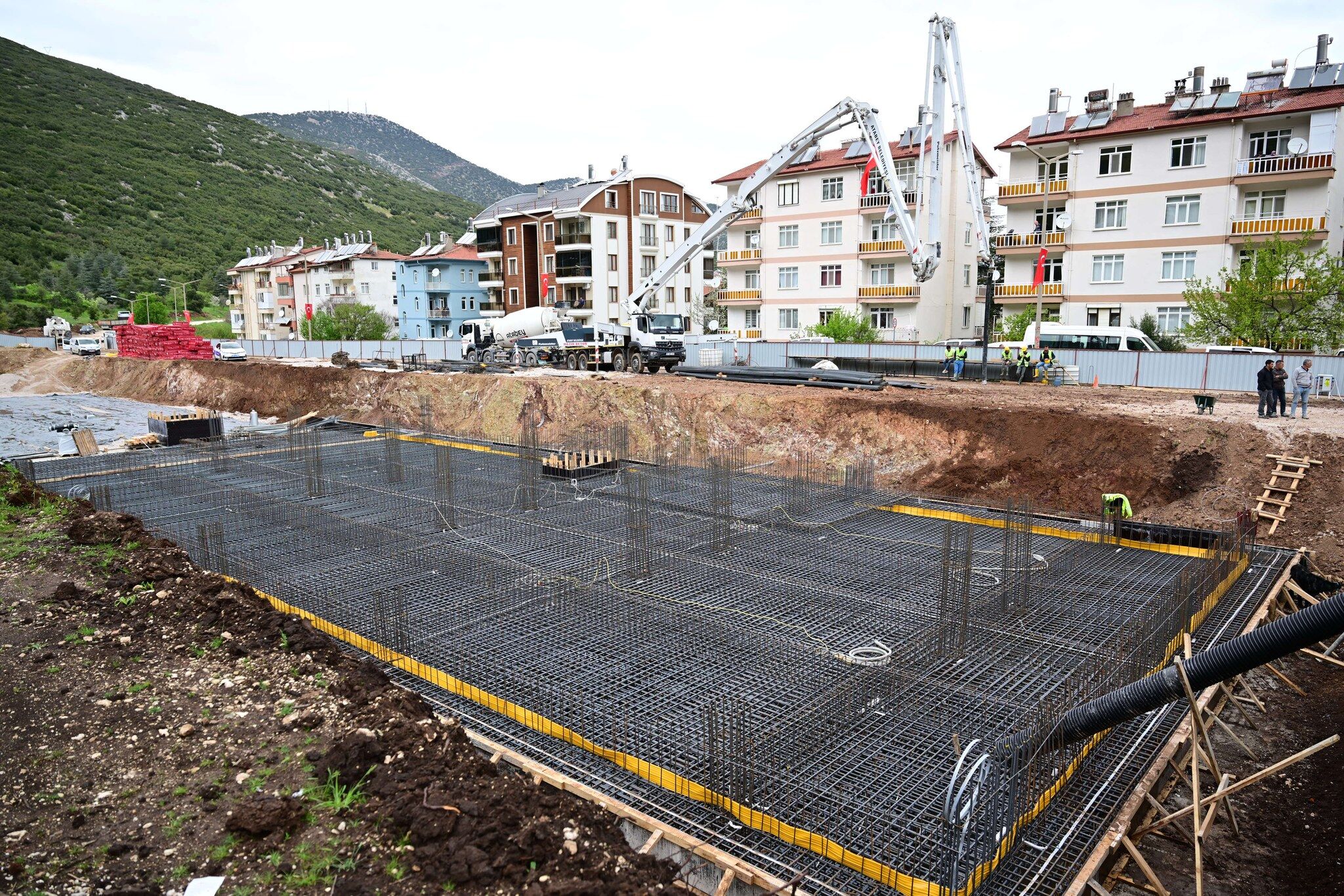 Isparta Yep Yeni Bir (4)