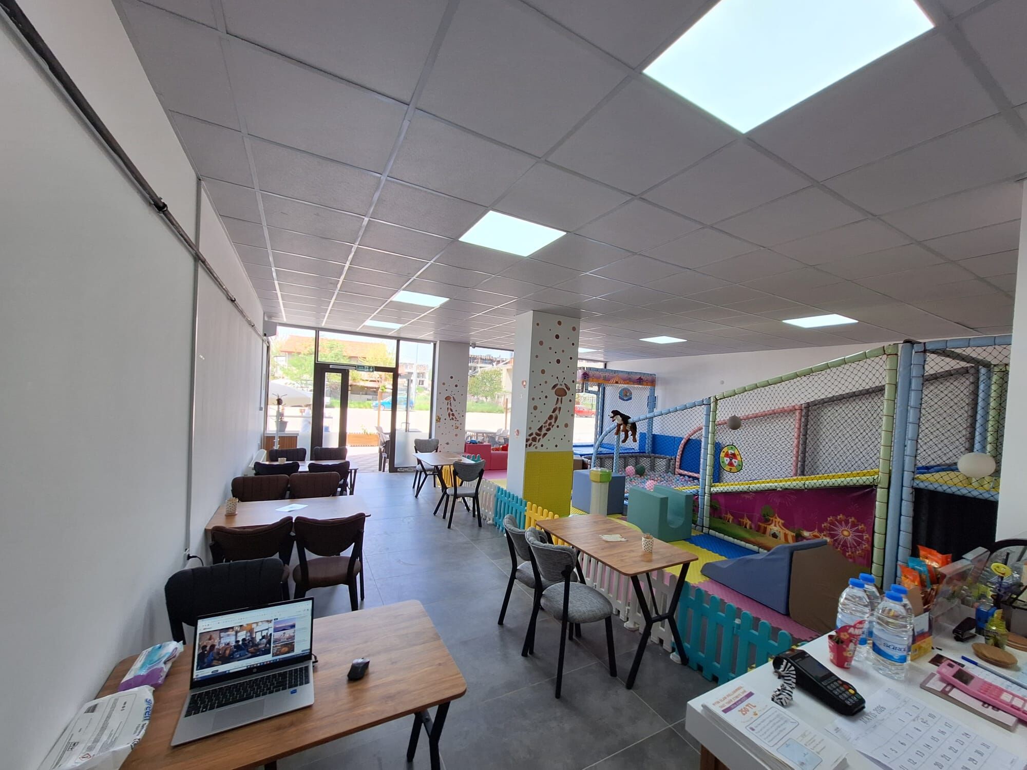 Çocuklarin Yeni̇ Buluşma Noktasi Vovi̇ Çocuk Oyun Evi̇ (3)