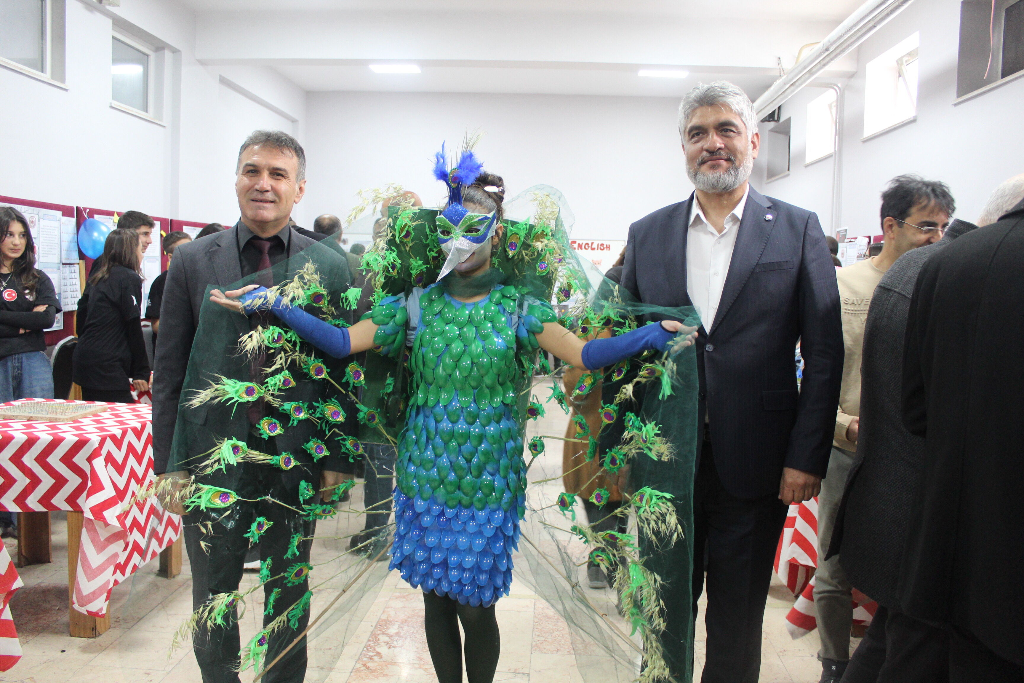 Nazmi̇ Toker Ortaokulunda Tübi̇tak 4006 Bi̇li̇m Fuari Düzenlendi̇ (11)
