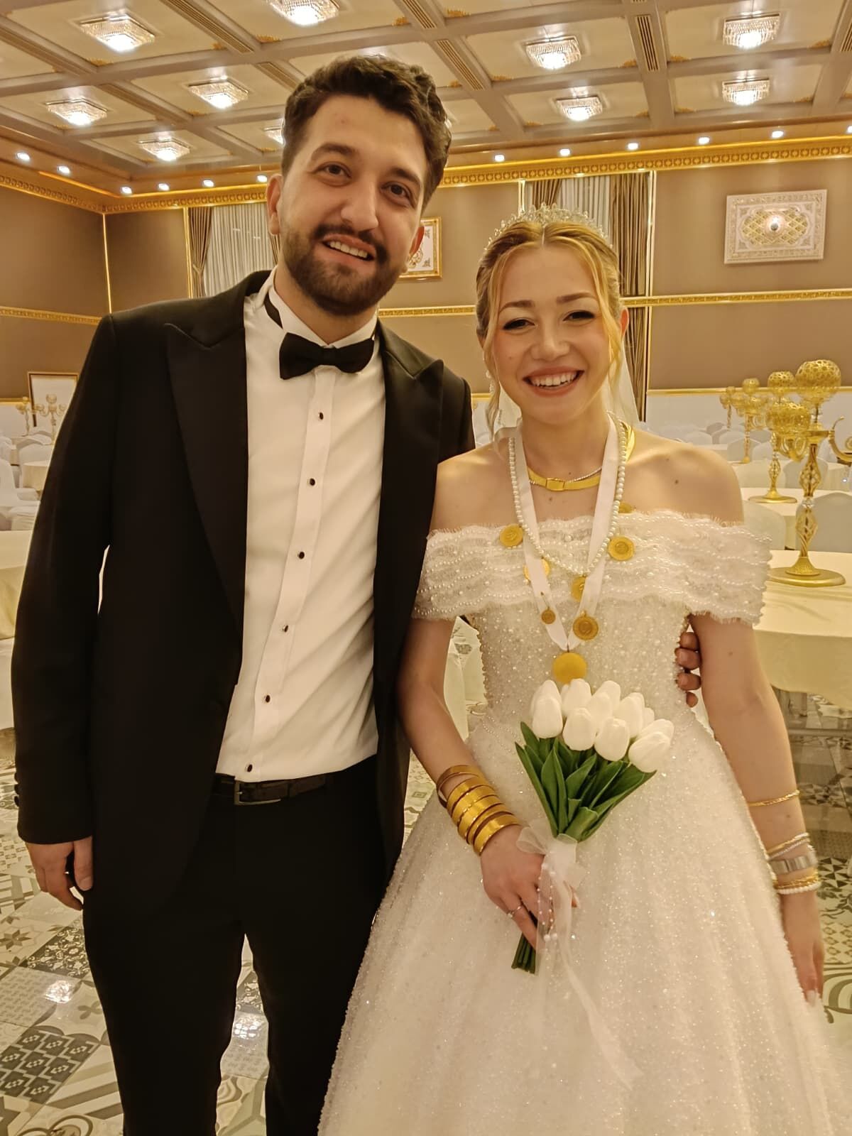 Dilara Parlakyıldız Ile Batuhan Tandoğan Dünyaevine Girdi (1)