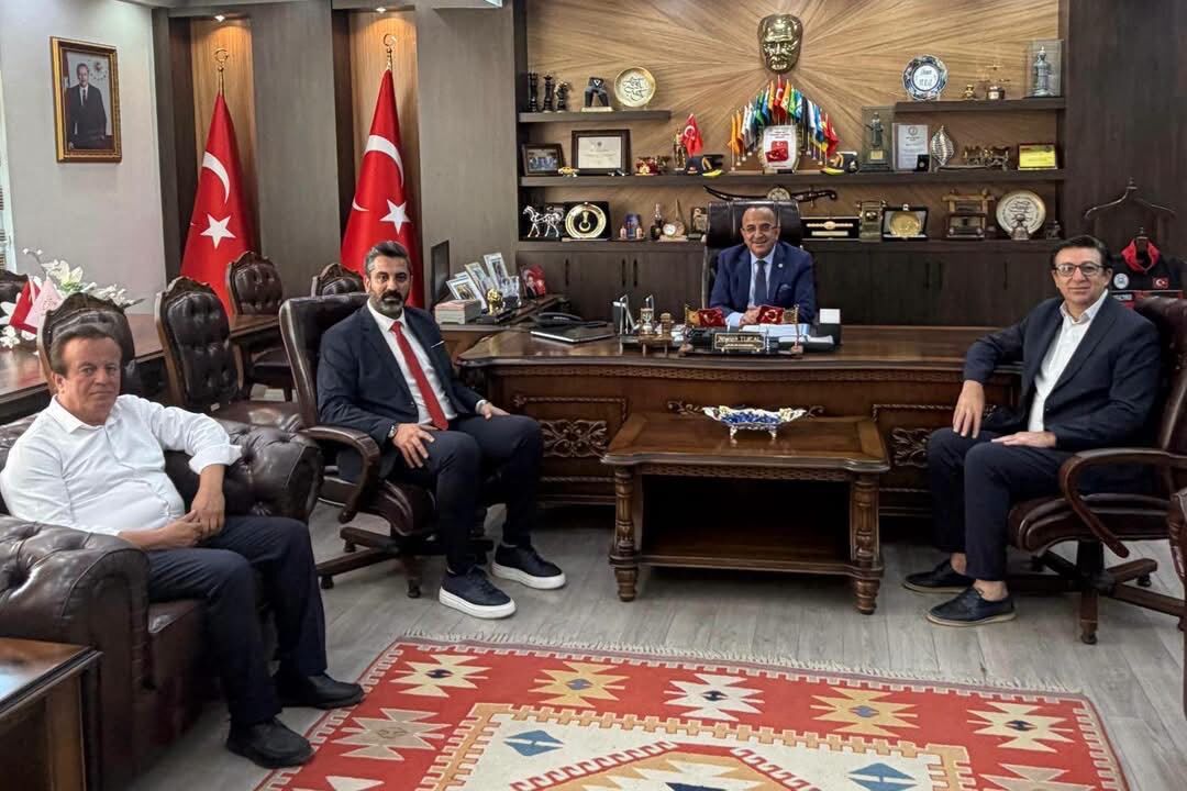 Berber, Kuaför Ve Güzelli̇k Salonu Esnafinin Sorunlari Konuşuldu (2)