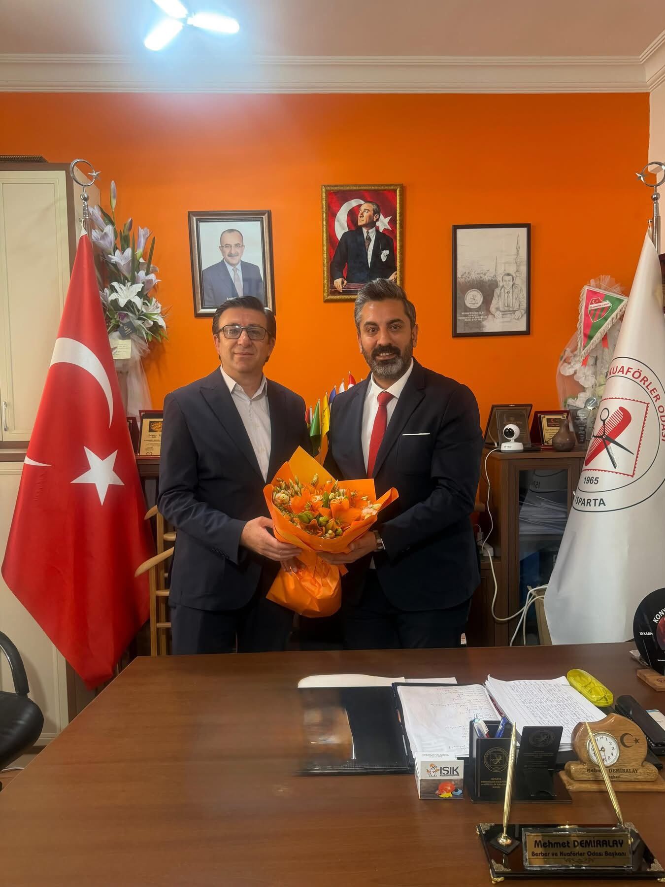 Berber, Kuaför Ve Güzelli̇k Salonu Esnafinin Sorunlari Konuşuldu (4)
