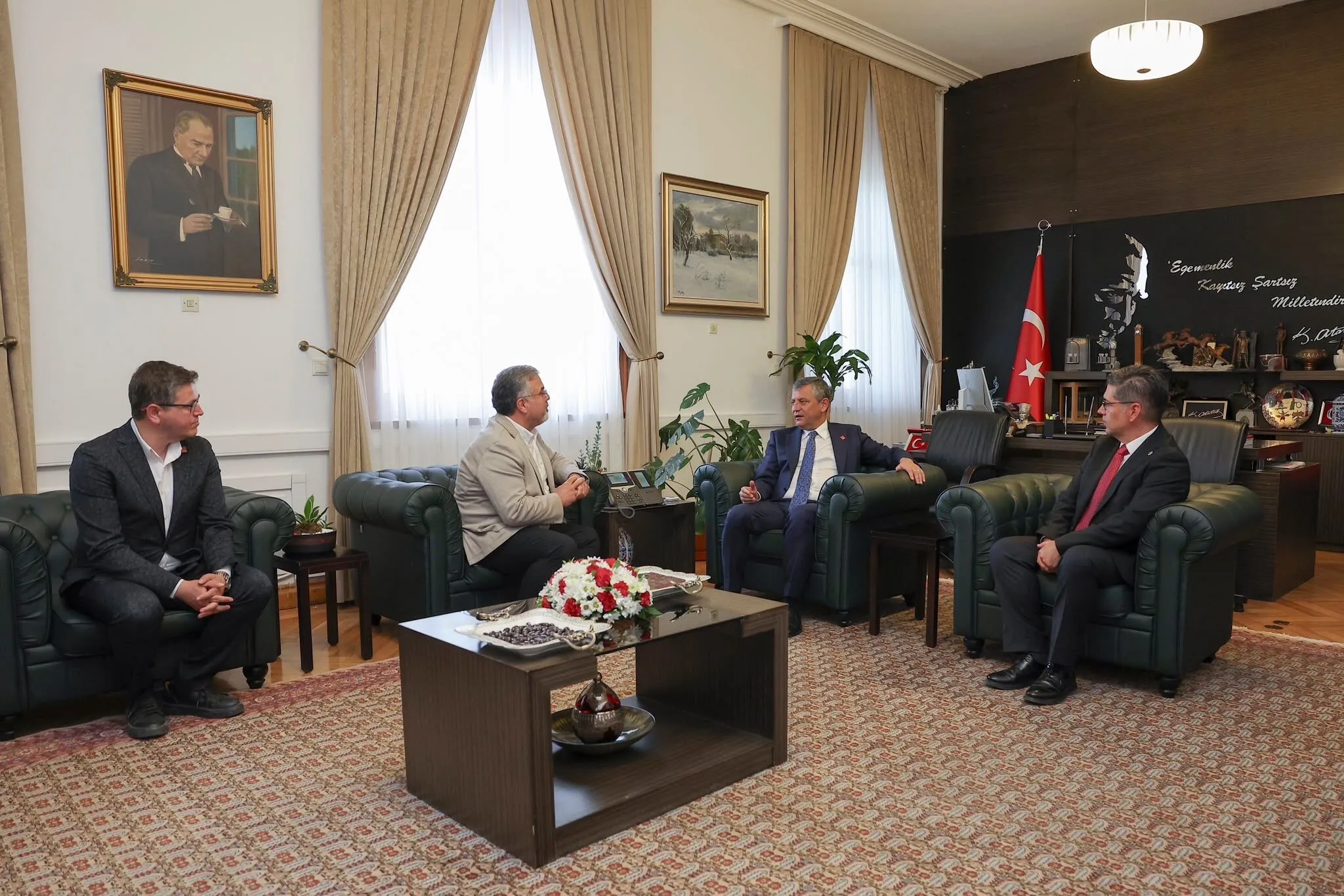 Chp Isparta Heyeti Özgür Özel’i Ziyaret Etti (2)