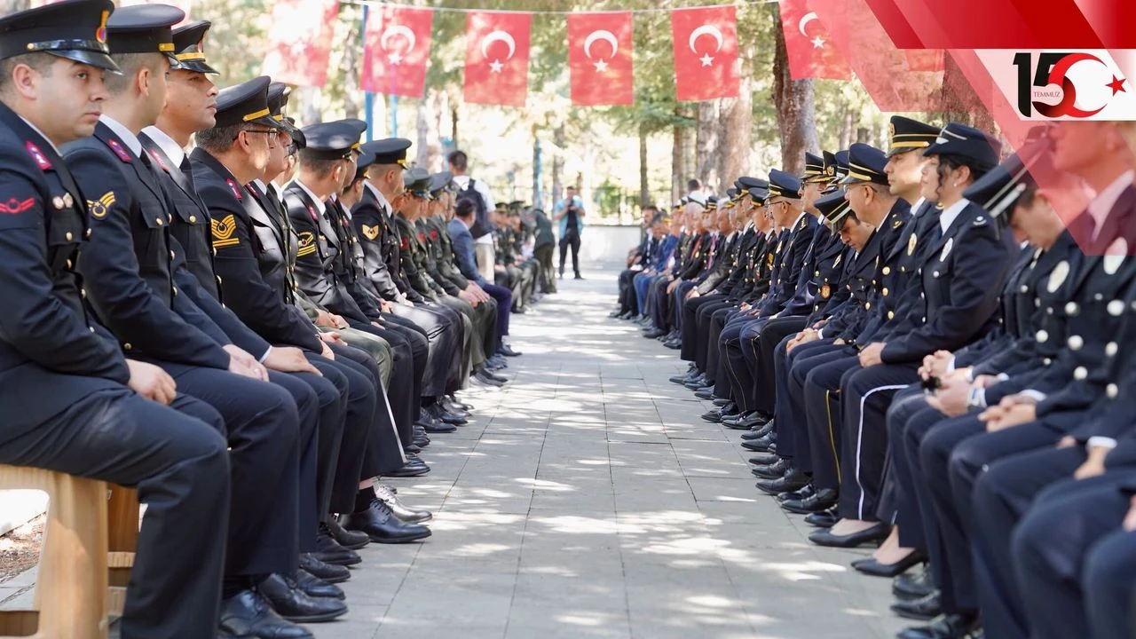 Şehitlerimiz Dualarla Anıldı (4)